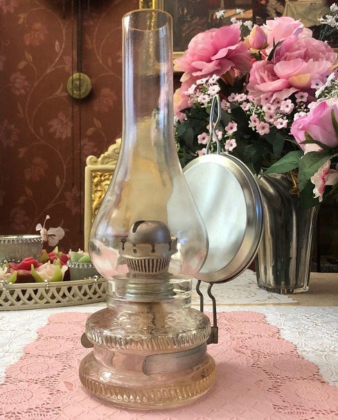 Vintage / retro olielamp glas met metalen reflector zilver, dikke glazen kap olie lamp voor verzameling / decoratie antiek - - Westenhof